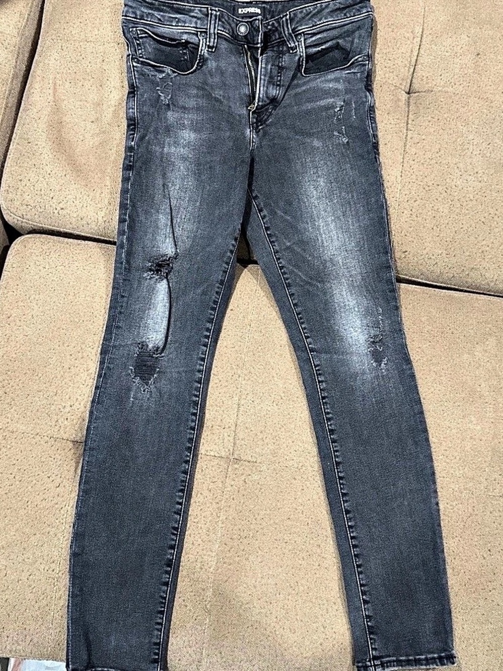 Express Skinny Distressed Jeans in Gray Waist 30